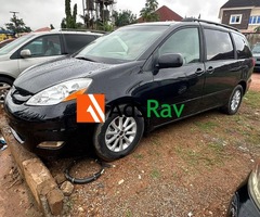 UNREGISTERED 2008 TOYOTA SIENNA FOR SALE  PRICE: 7,800,000 NET PRICE - 2