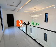 Luxurious 5 Bedrooms Fully Detached Duplex in Lekki Phase 1 - 5