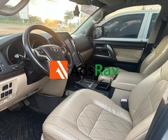 2012 LANDCRUISER - 4