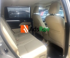 Foreign 2015 Toyota highlander - 4