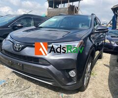 Foreign Used 2017 Toyota rav4