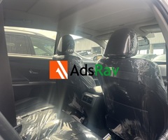 Foreign Used 2016 Toyota venza - 4