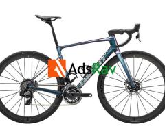 2024 Giant Defy Advanced Sl 0 Road Bike (BORNEOBIKESHOP)