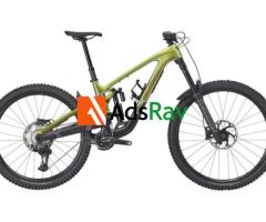2026 Trek Slash 9.8 XT Di2 Gen 6 Mountain Bike