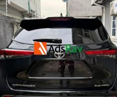 Smart Luxury Toyota Highlander Crossover Available in Lagos - Call 08025823573 - 6