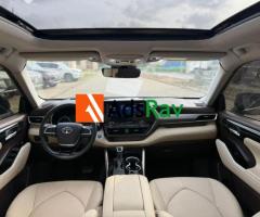 Clean 2022 Toyota Highlander Platinum Hybrid Available in Ikeja - Call 09036115200 - 3