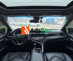 Drive in Style: 2019 Tokunbo Toyota Camry Luxury Edition (Call 08127139752) - 6