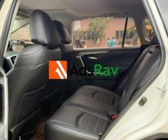 2020 Toyota RAV4 AWD Fashion PLUS for Sale in Lagos (Call 08127139752) - 5