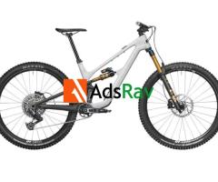 2027 Canyon Spectral CF 9 Mountain Bike (KINGCYCLESPORT)