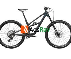2027 Canyon Spectral CF 8 Mountain Bike (KINGCYCLESPORT)