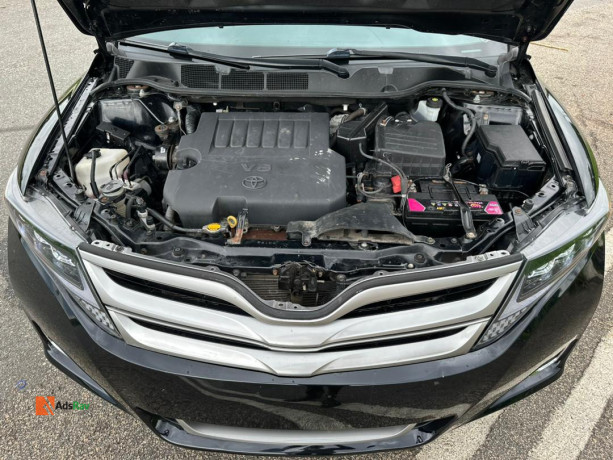 affordable-comfortable-toyota-venza-v6-for-sale-big-2