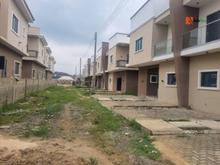 FOR SALE - 3 and 4 Bedroom Duplexes at ROSE GARDENS MAGBORO (Call 07061166000)