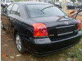 toyota-avensis-small-2