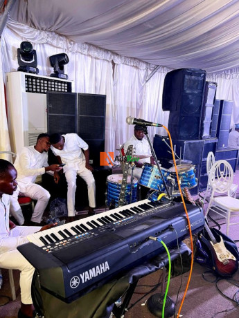get-your-live-band-and-sound-system-rentals-in-abuja-from-us-call-08064713782-big-1
