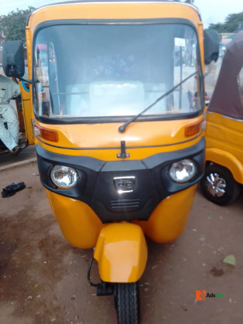 bajaj-re-2024-model-for-sale-at-abuja-call-09049401967-big-0