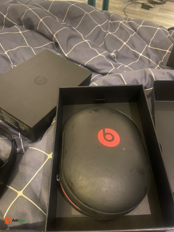 beats-studio-3-wireless-headphones-big-2