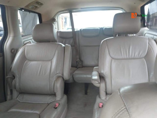 2005 Toyota sienna for sale with full options in good condition working perfectly