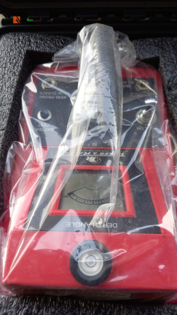 underground-pipecable-locator-and-holiday-detector-big-4