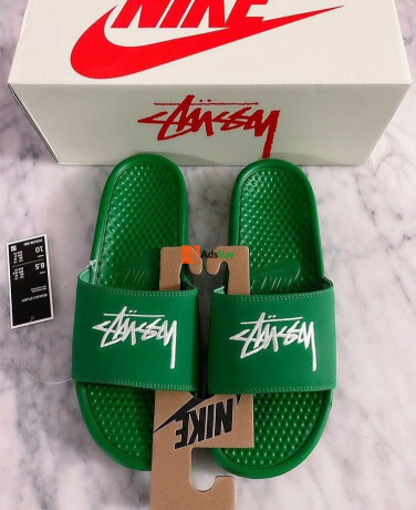nike-flip-flop-slides-big-3