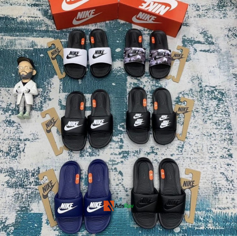nike-flip-flop-slides-big-0