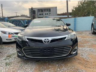 Full option toyota avalon xle