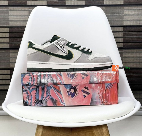 nike-jordan-retros-1-sneakers-big-1