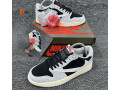 nike-sb-dunk-sneakers-small-4