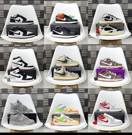 nike-sb-dunk-sneakers-big-1