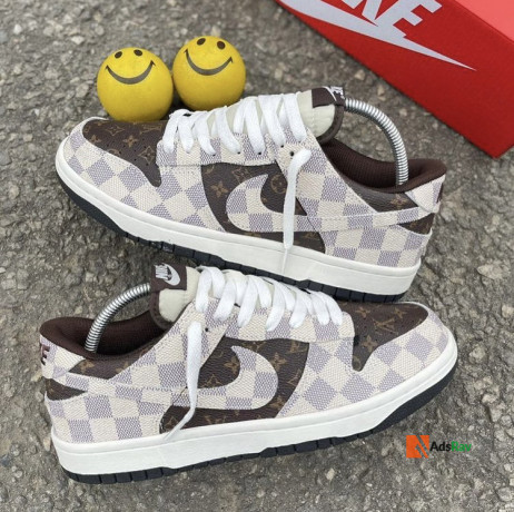 nike-x-louis-vuitton-sb-dunk-sneakers-big-0