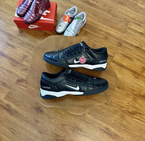 nike-90-classic-football-boots-big-1
