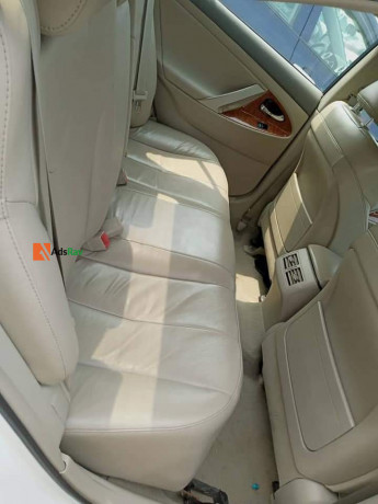 sparkling-white-toyota-camry-for-sale-big-1