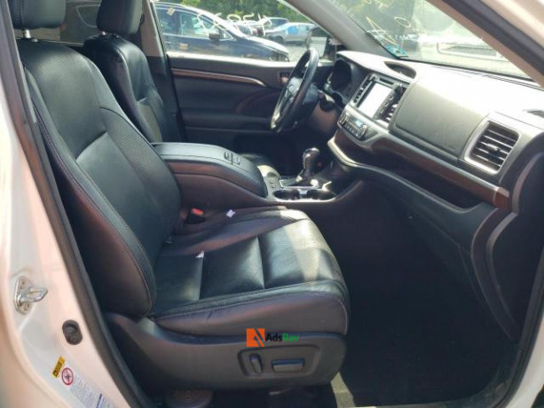 sparkling-toyota-highlander-for-sale-big-1