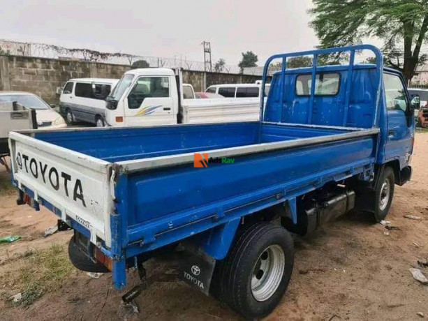 toyota-dyna-truck-for-sale-big-2