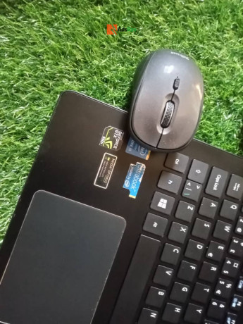 super-neat-uk-used-laptop-big-2