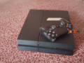 sony-play-station-4-small-1
