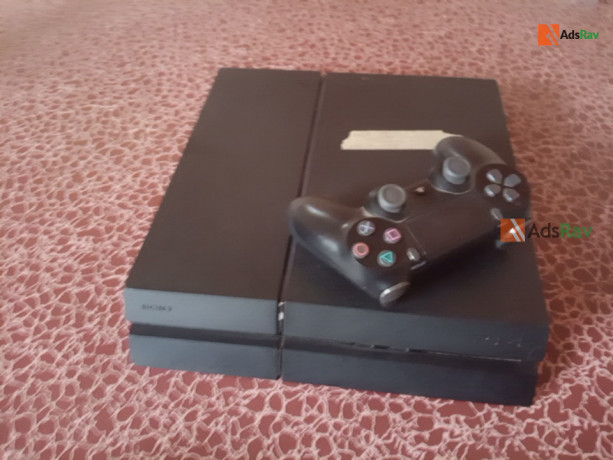 sony-play-station-4-big-0